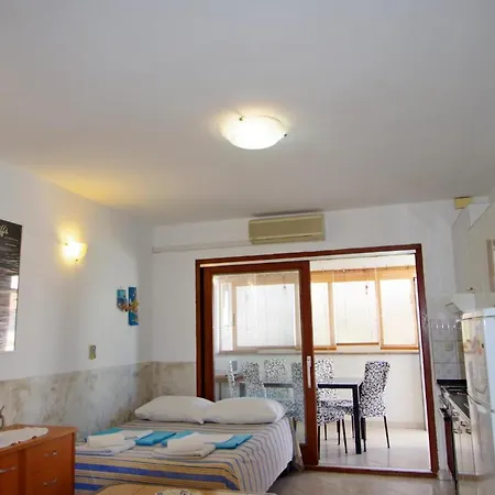 Appartement Rose Pula